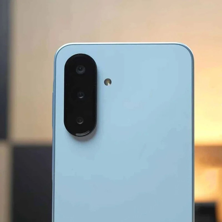 گوشی موبایل سامسونگ مدل Galaxy A17 4G دو سیم کارت ظرفیت 256 گیگابایت و رم 8 گیگابایت ویتنام اصلی و اورجینال