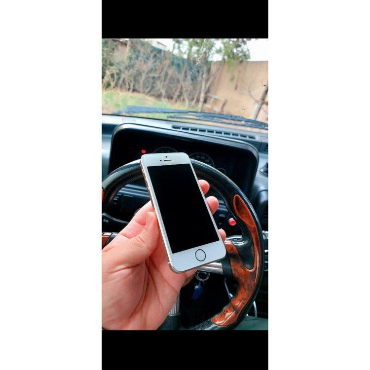 آیفون 5اس گلد