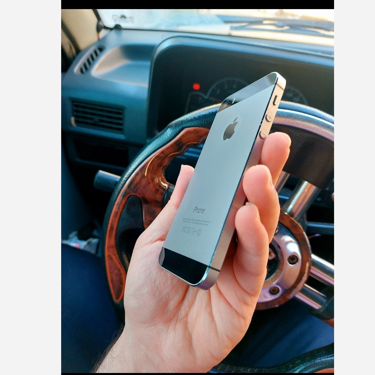 گوشی اپل 5s مشکی.