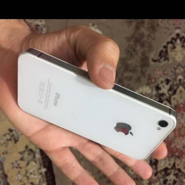 اپل آیفون 4