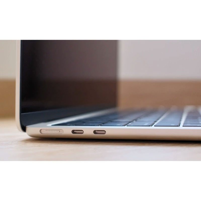 لپتاپ 13.6 اینچی اپل مدل MacBook Air MDH74 2026 LLA با تراشه M5، رم 16 گیگابایت و حافظه SSD با ظرفیت 512 گیگابایت، نمایشگر Liquid Retina با وضوح 2560×1664 پیکسل، باتری با شارژدهی تا 18 ساعت پخش ویدیو و Wi-Fi 7