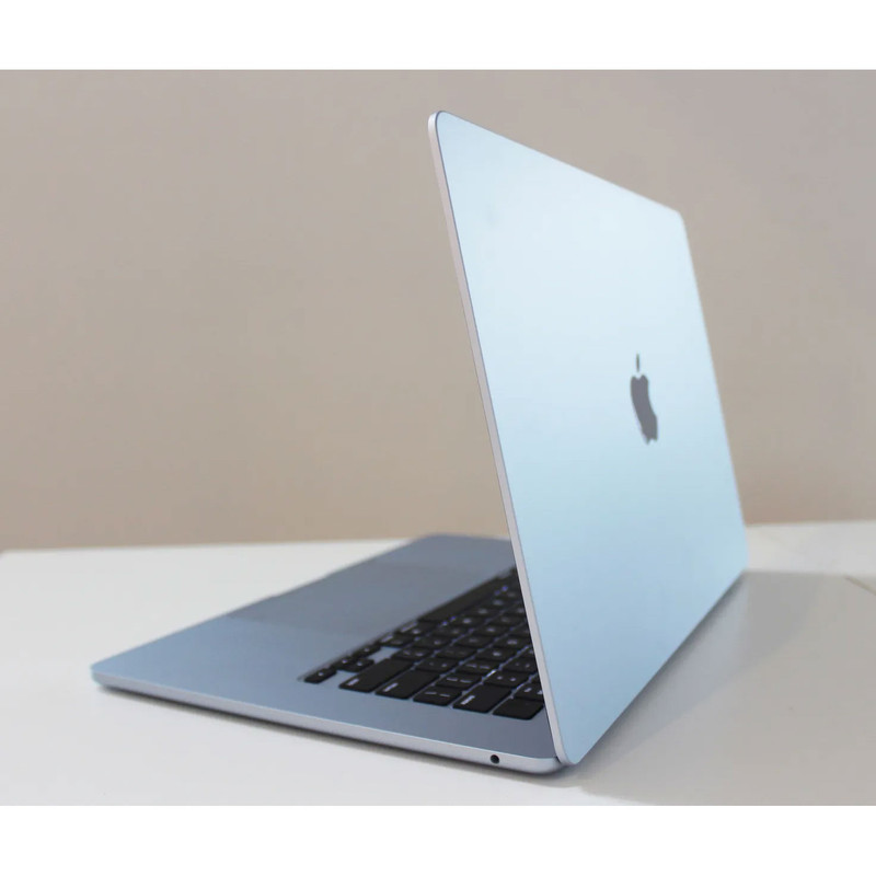 لپتاپ 15.3 اینچی اپل مدل MacBook Air MDVH4 2026 با پردازنده M5، رم 16 گیگابایت، حافظه SSD با ظرفیت 512 گیگابایت، نمایشگر Liquid Retina و شارژدهی تا 18 ساعت