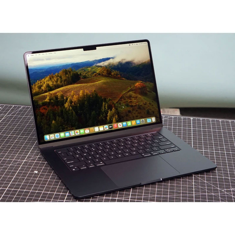لپتاپ 15.3 اینچی اپل مدل MacBook Air MDVH4 2026 با پردازنده M5، رم 16 گیگابایت، حافظه SSD با ظرفیت 512 گیگابایت، نمایشگر Liquid Retina و شارژدهی تا 18 ساعت